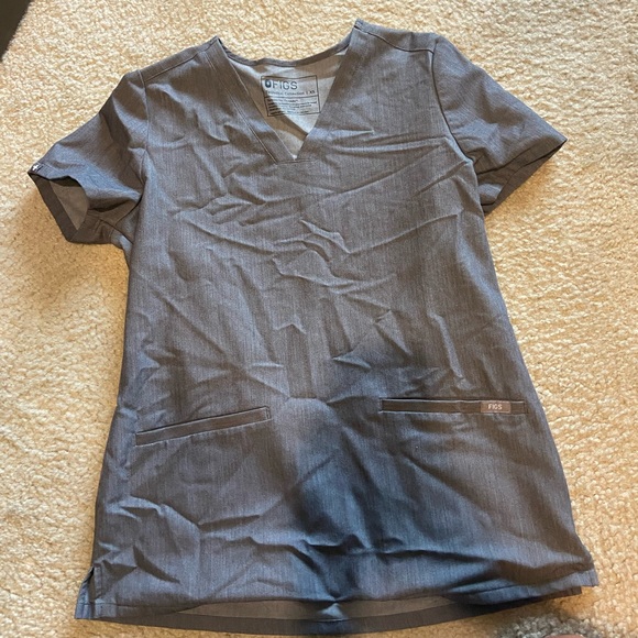 Figs casma three pocket scrub top - Picture 2 of 3